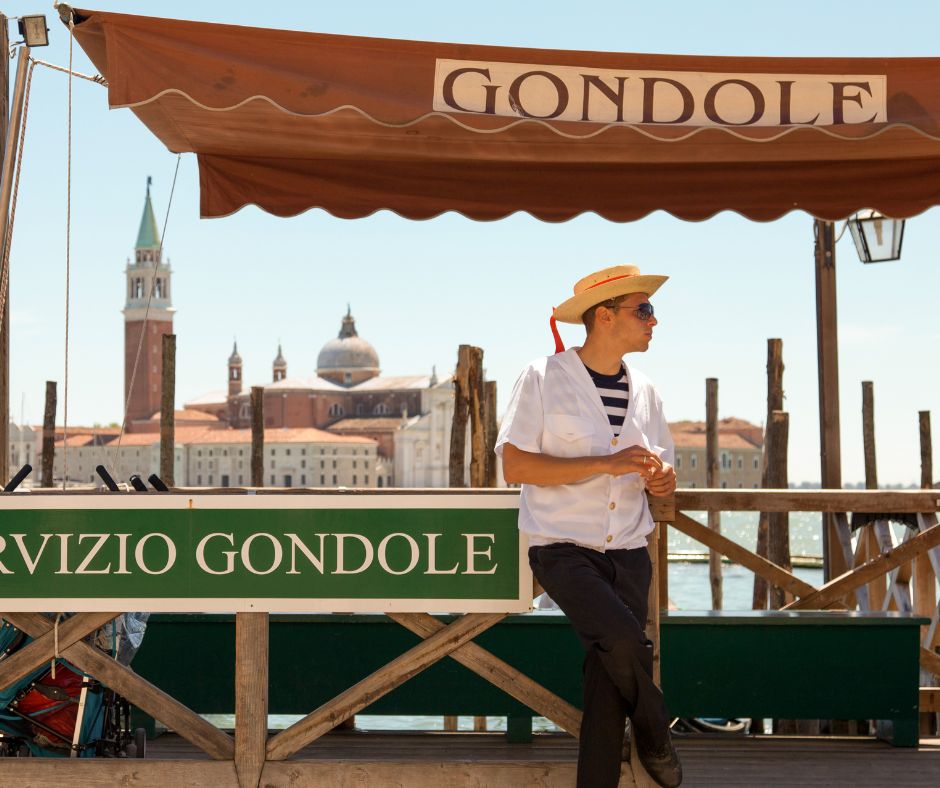 Na co si dát pozor v Benátkách - gondola
