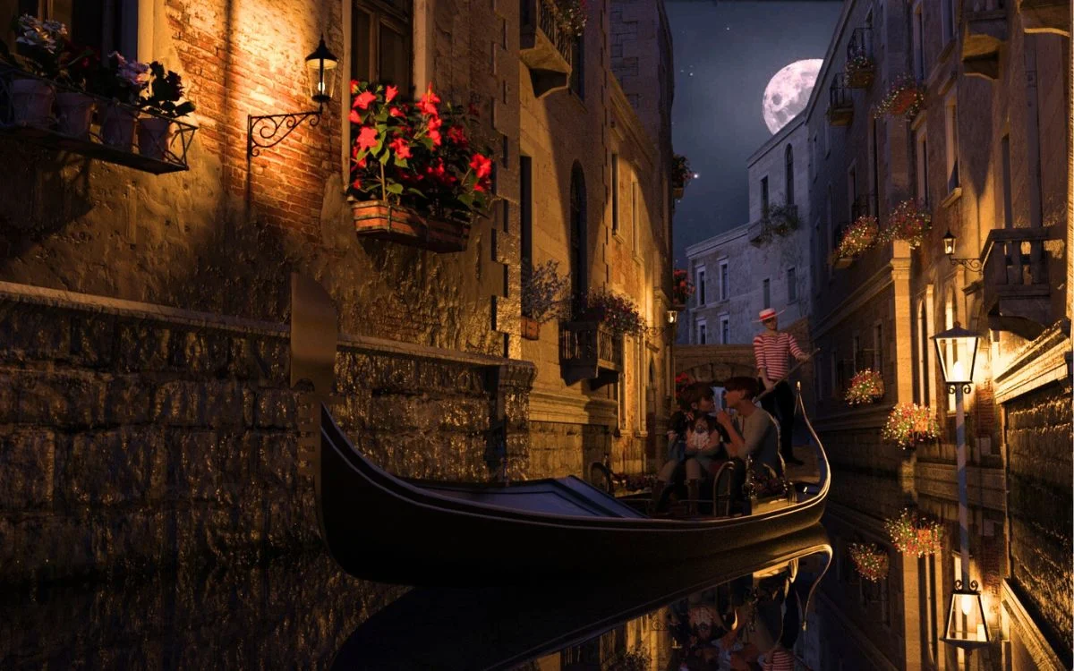 Večerní gondola v osvětleném úzkém benátském kanálu