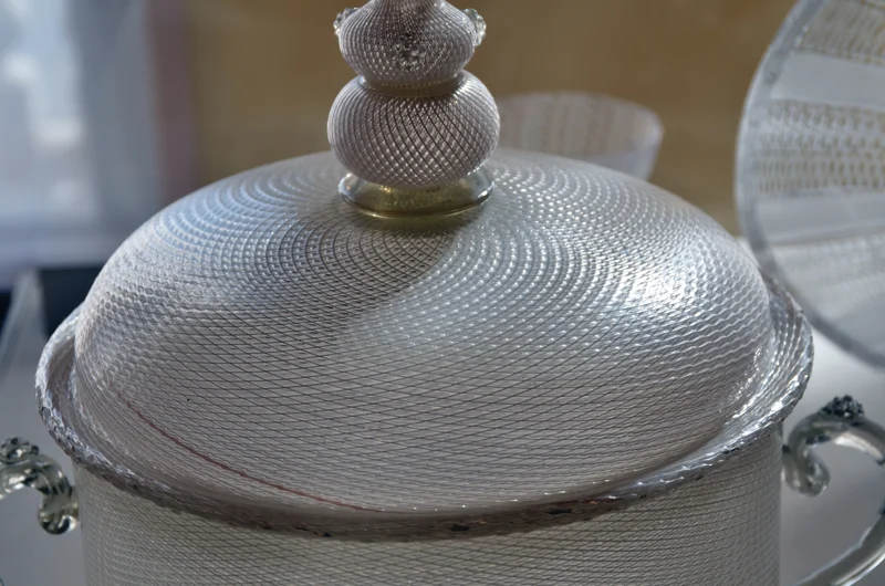 Exponát z benátského skla v Museo del Vetro na Muranu